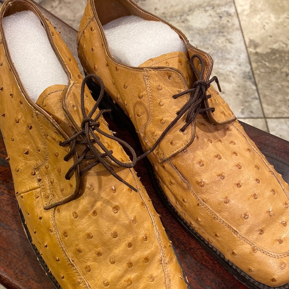 Genuine leather looks like Ostrich Dress Shoe US Men's 8